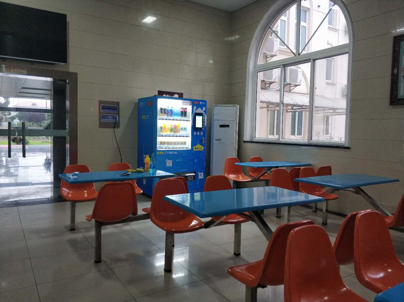 無(wú)人售貨機